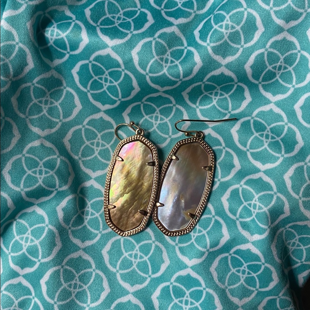 Kendra Scott Dani Earrings